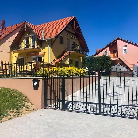 Balaton A616 Apartmán *