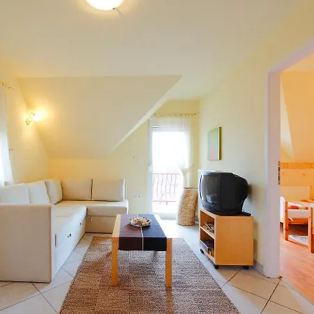 Balaton A616 Apartmán *